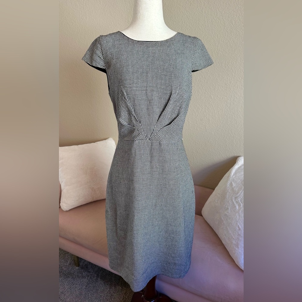 J.Crew Retro Sheath Dress Knee Length Women’s 4 Black & White Houndstooth Linen